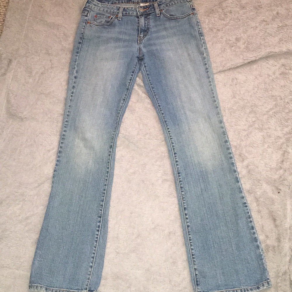 Low Boot Cut Levi’s